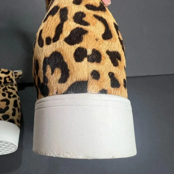 Steve Madden cow hide fur leopard print sneakers zipper size 7 - Picture 8 of 12